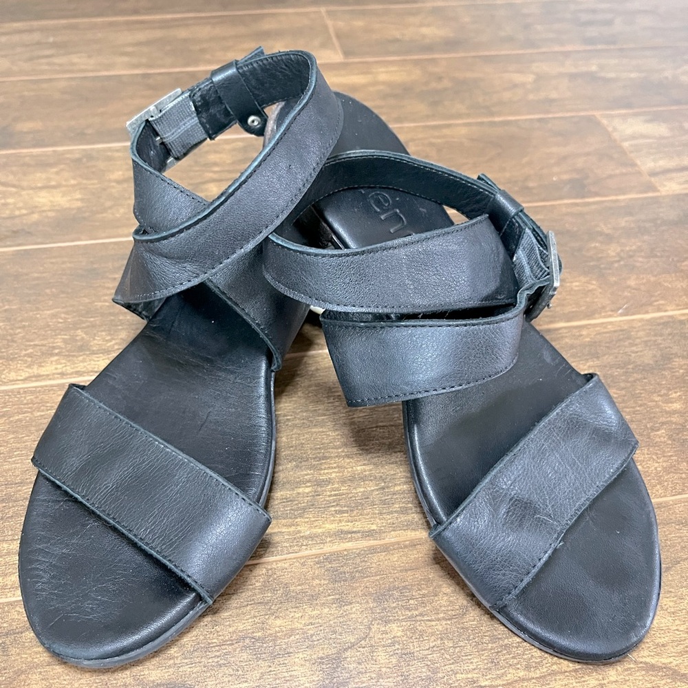 Bueno leather sandals